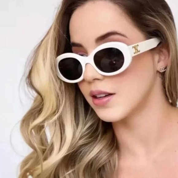 Celine Triomphe CL40194U Sunglasses - Like New with Original Box & Dust Bag - Picture 2 of 9